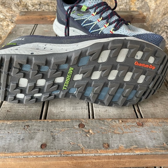 New Merrell Women’s Sneakers - Picture 7 of 7